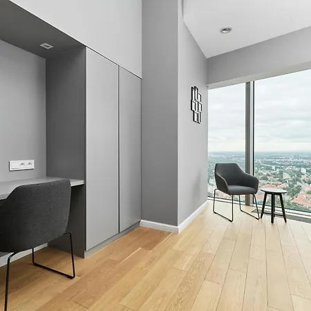 Sky Tower Apartments - 37Th Floor Apartment
