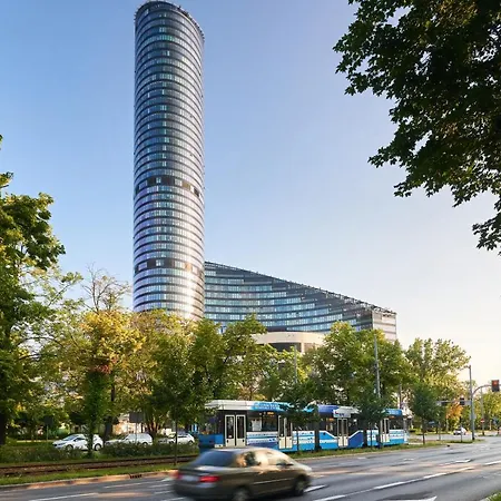 Sky Tower Apartments - 37Th Floor Wroclaw
